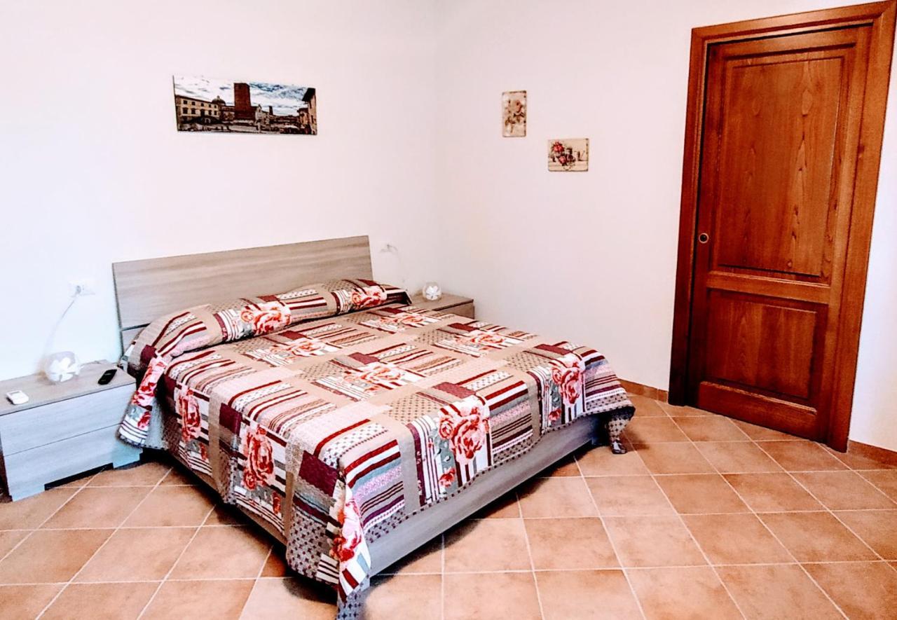 Agriturismo La Vite Maritata بيتراسانتا المظهر الخارجي الصورة